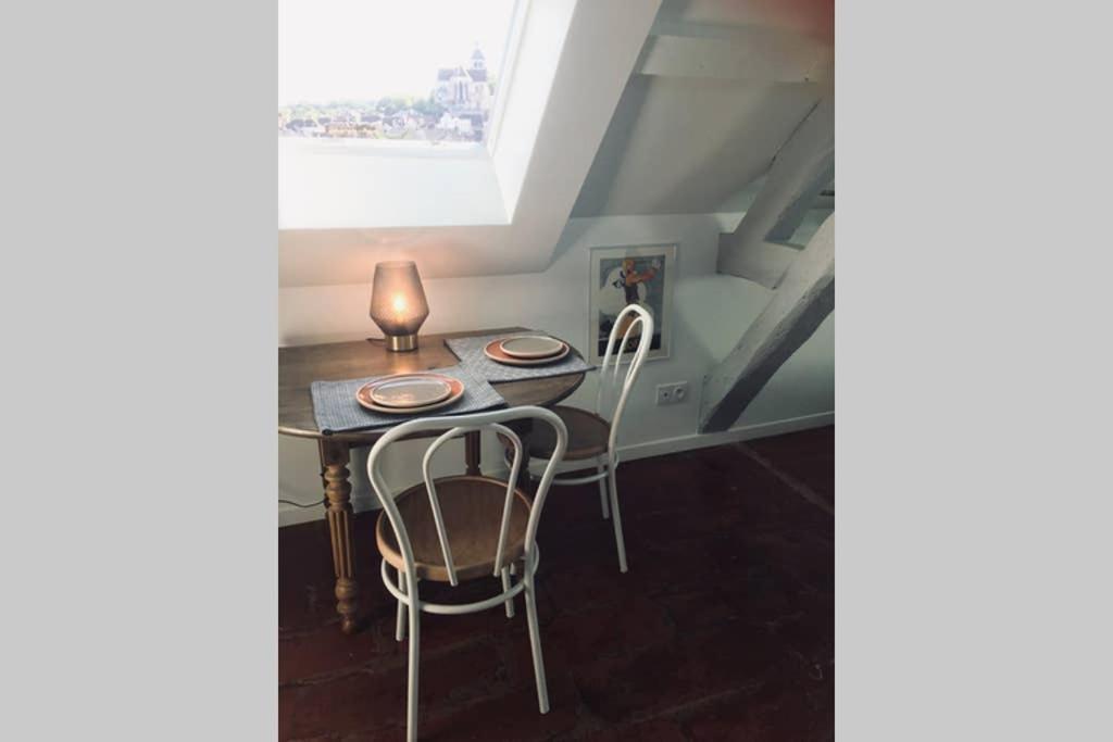 Tonnerre Grand Studio De Charme Au Coeur De La Ville Экстерьер фото